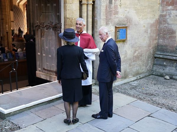 China banned from viewing Queen Elizabeth lying in state : Report