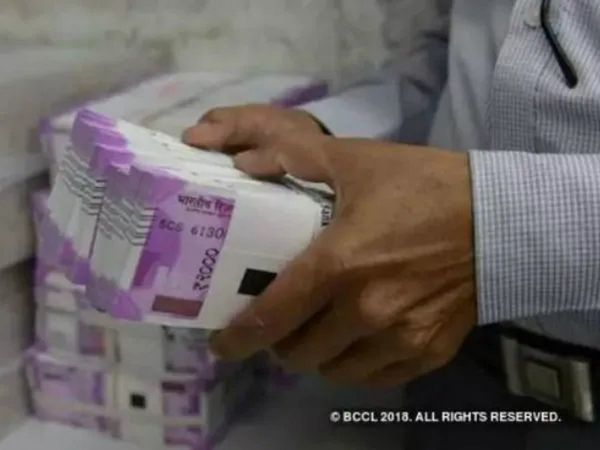 'कर्जदारों' को दिवाली गिफ्ट, लोन मोराटोरियम का लाभ नहीं लेने वालों को भी मिलेगी ब्याज में राहत