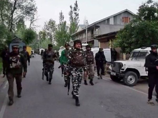 Jammu Kashmir : Two terrorists killed in encounter in Waghama area of Anantnag 