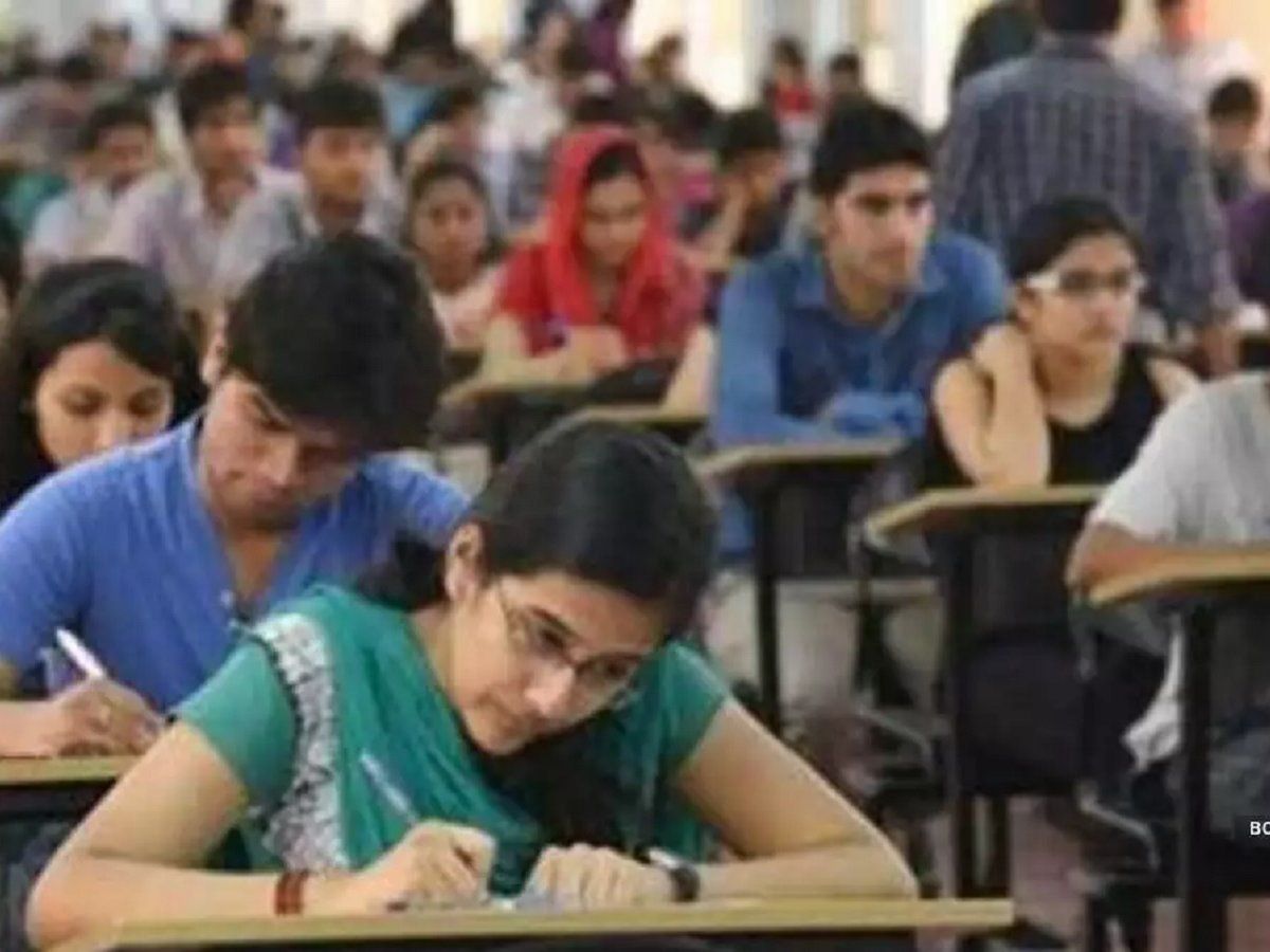 कोरोना संक्रमण के कारण अब टली JEE और NEET परीक्षाएं, सितंबर में होगा जेईई-मेन्स एग्जाम