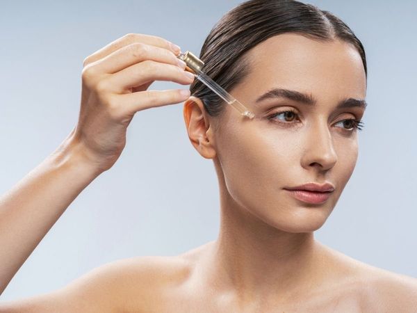 Homemade diy serum, Homemade diy serum for glowing skin, How to make Homemade diy serum, How to make Homemade diy serum at home, diy homemade face serum, diy homemade face serum in hindi, diy होममेड फेस सिरम इन हिन्दी, diy फेस सिरम, होममेड diy फेस सिरम हि