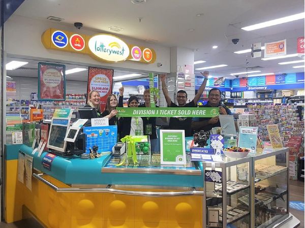 कोरोना संकट के दौरान गंवाई नौकरी, 31 करोड़ रुपये की लॉटरी से बदली किस्‍मत