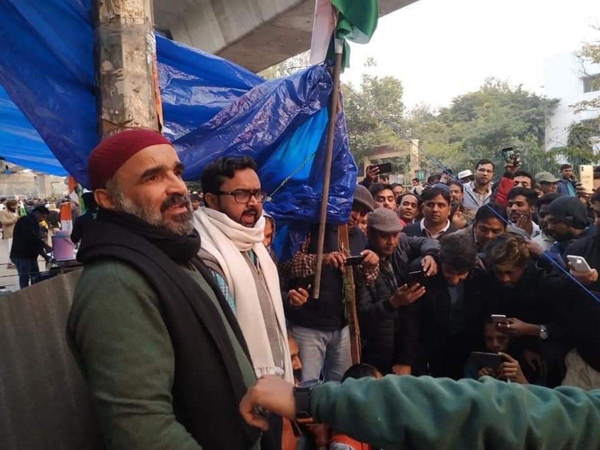 पुजारी का आरोप-नंद बाबा मंदिर में हुआ 'नमाज जिहाद', CAA विरोधी प्रदर्शनों से जुड़ा था फैजल