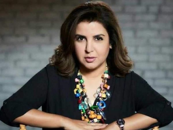 Farah Khan Instagram & Twitter Accounts Hacked 