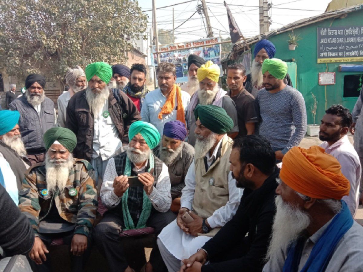 संसद से कृषि कानून निरस्त, 1 दिसंबर को संयुक्त किसान मोर्चा की आपातकालीन बैठक, आगे की रणनीति पर होगा फैसला