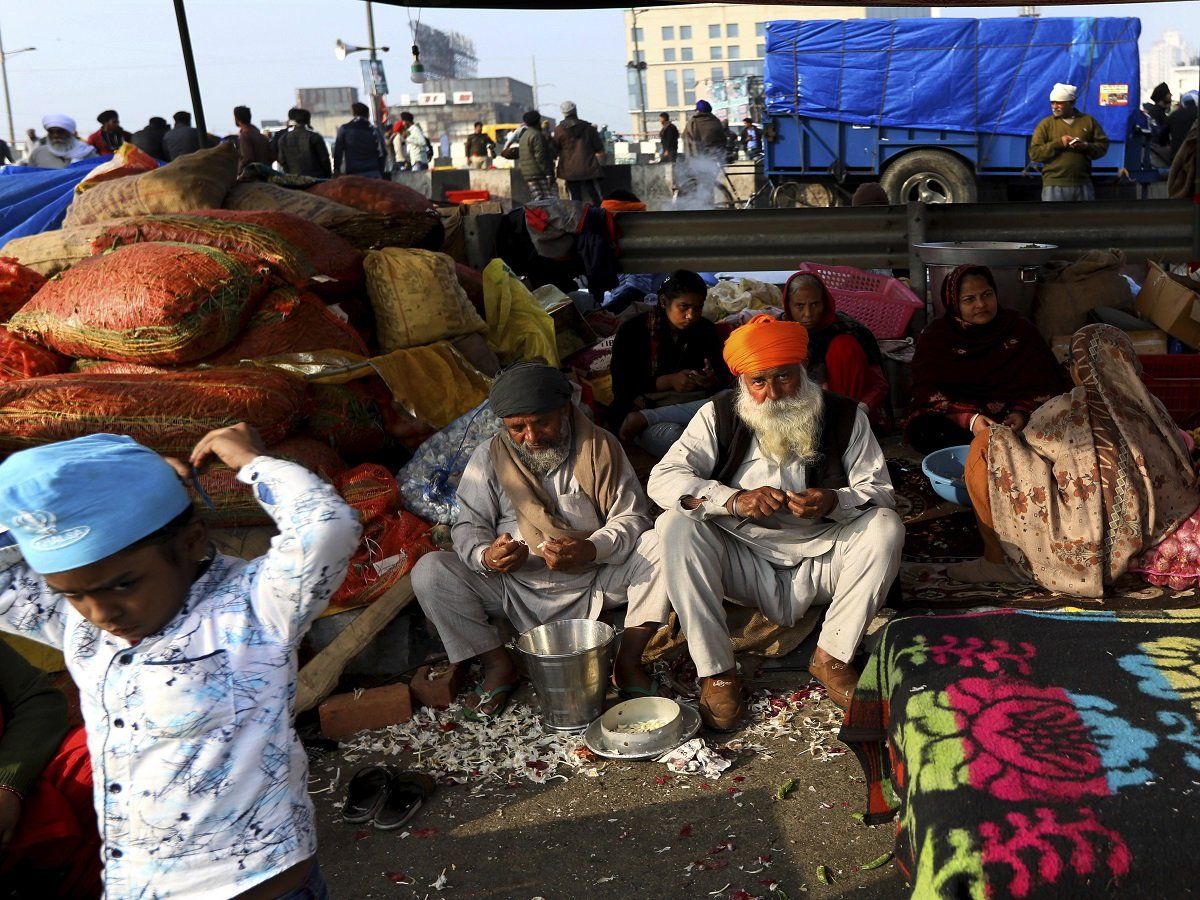 किसान आंदोलन में 50 से ज्यादा की गई जान, लंबी लड़ाई की घोषणा, 26 जनवरी को निकालेंगे 'ट्रैक्टर किसान परेड'