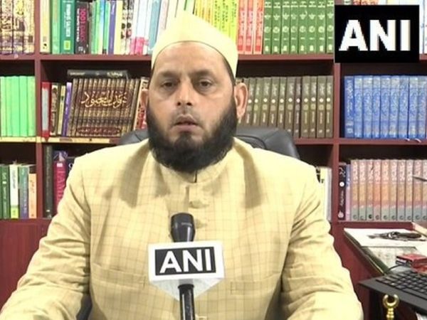 कोरोना वायरस पर दारुल उलूम ने जारी किया फतवा, दिया इस्‍लाम का हवाला