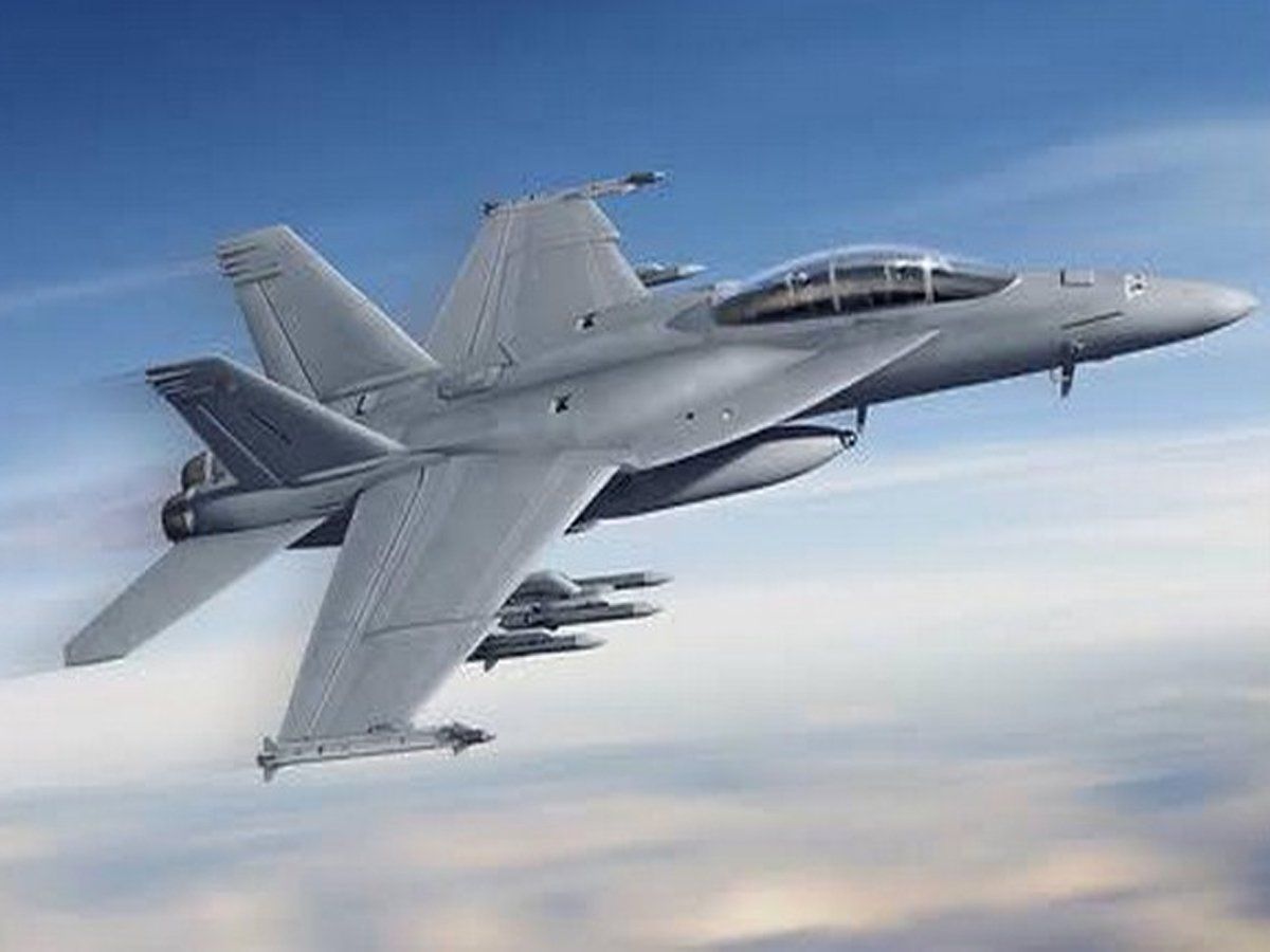 भारत को अपना अत्याधुनिक F-18 लड़ाकू विमान देने को तैयार अमेरिका, नौसेना की चाहिए 57 फाइटर्स