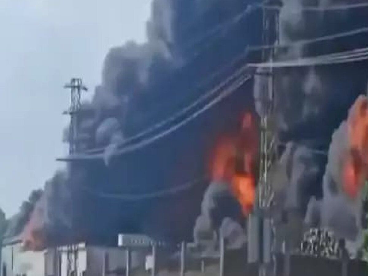 Jaipur Fire Accident: केमिकल गोदाम में आग, दो घंटे तक हुए धमाके, 15 फायर ब्रिगेड ने किया आग को कंट्रोल