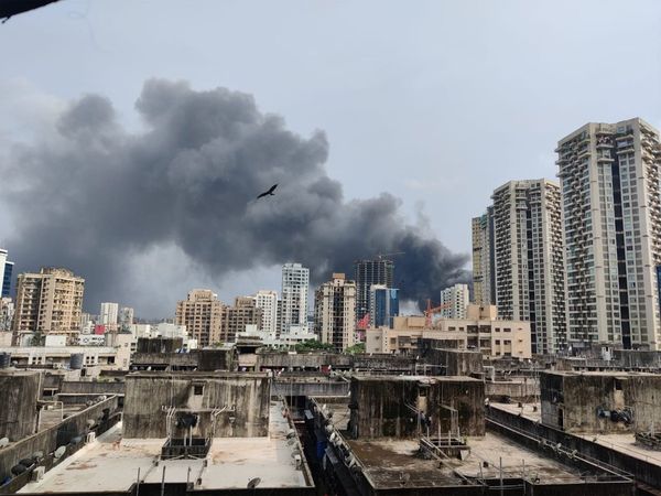 A massive fire broke out in a multi-storey building in Andheri, Mumbai, several fire tenders reached the spot