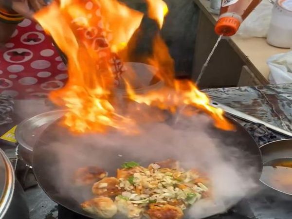 Fire Momos Video Fire Momos in Ghaziabad Google Trends Viral Video