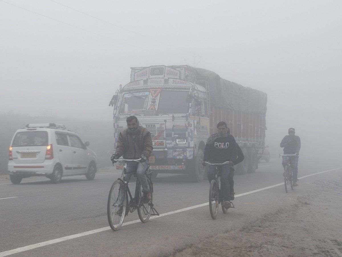 Weather Today, Jan 19: दिल्ली समेत आस-पास के राज्यों में जारी रहेगा ठंड का कहर, कई जगह छाया रहेगा घना कोहरा