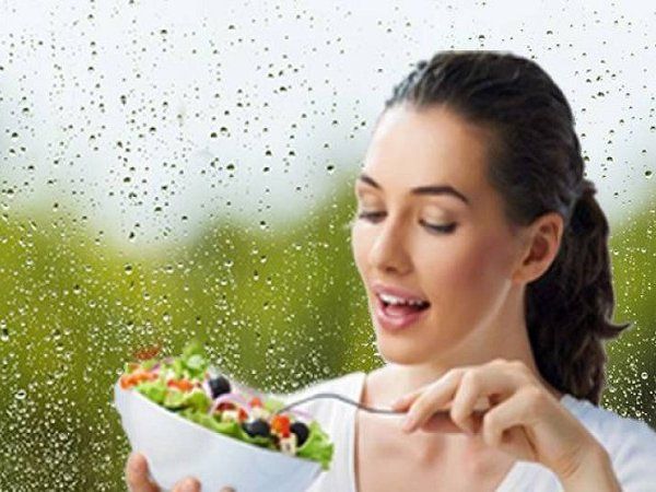 food to avoid in monsoon