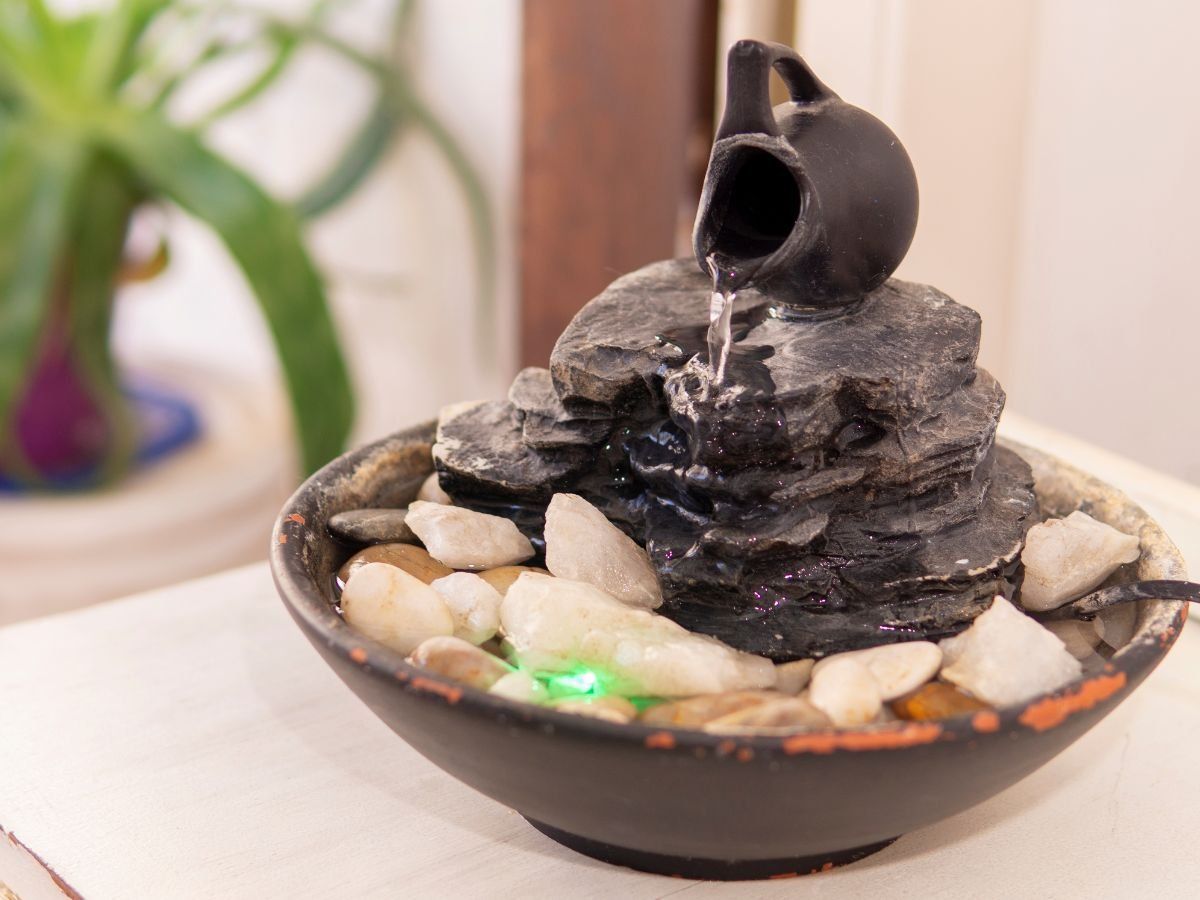 Vastu Shastra Vastu Tips water fountain in the home for money and