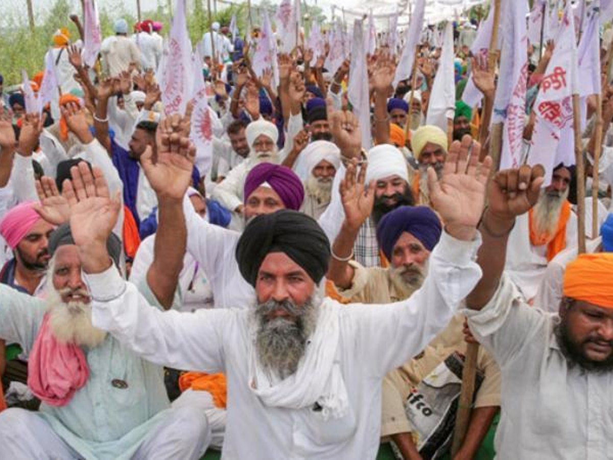 सरकार को किसानों के जवाब का इंतजार, राजनाथ सिंह को उम्मीद-जल्द खत्म होगा आंदोलन