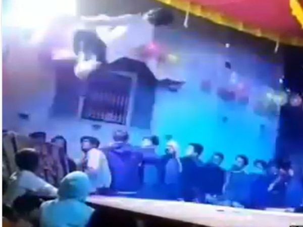 Funny Dance Video Boy Doing Stunt During Dance Then What Happened watch funny viral video