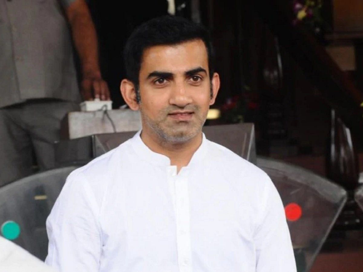 गौतम गंभीर ने खुद को एकांतवास किया, घर में निकला कोरोना वायरस मामला
