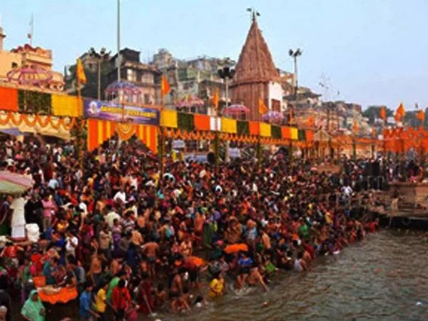 Ganga Dussehra 2020 importance of dip in ganga how to take a bath 