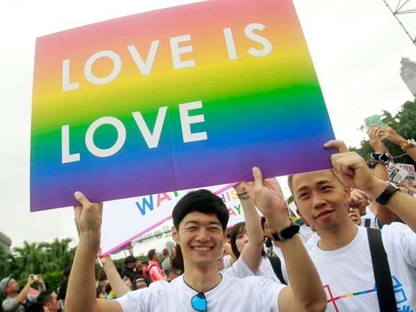 singapore, transgenders, international news