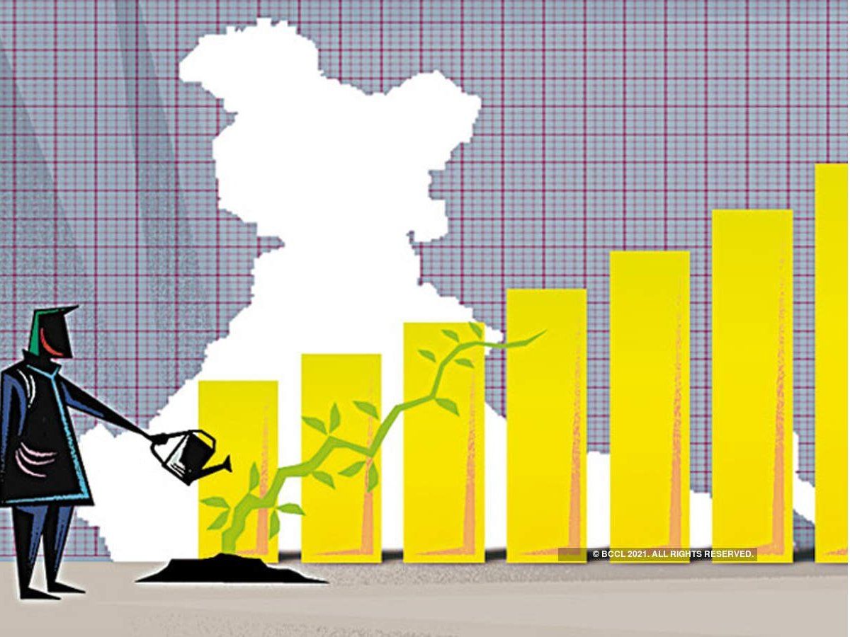 कोविड-19 की तीसरी लहर न हो तो डबल डिजिट में होगी GDP ग्रोथ: संजीव सान्याल