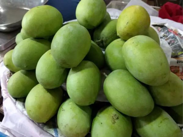 Mango, Raw Mango, kitchen, Life Hacks, Kitchen Tips, कच्चे आम को कैसे पकाएं, कच्चे आम घर पर कैसे पकाएं, आम, किचन टिप्स, लाइफ हैक्स