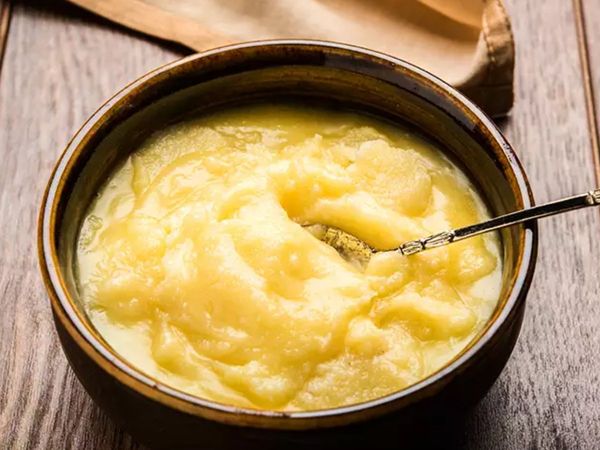 Top 5 Reasons Why Ghee is a Must in Summer Diet, Top 5 Reasons Why Ghee is a Must in Summer Diet in hindi, Top 5 Reasons Why Ghee is a Must in Summer Diet hindi Article, 5 Reasons Why Ghee is a Must in Summer Diet, गर्मी में घी खाने के 5 बेहतरीन फायदे, गर