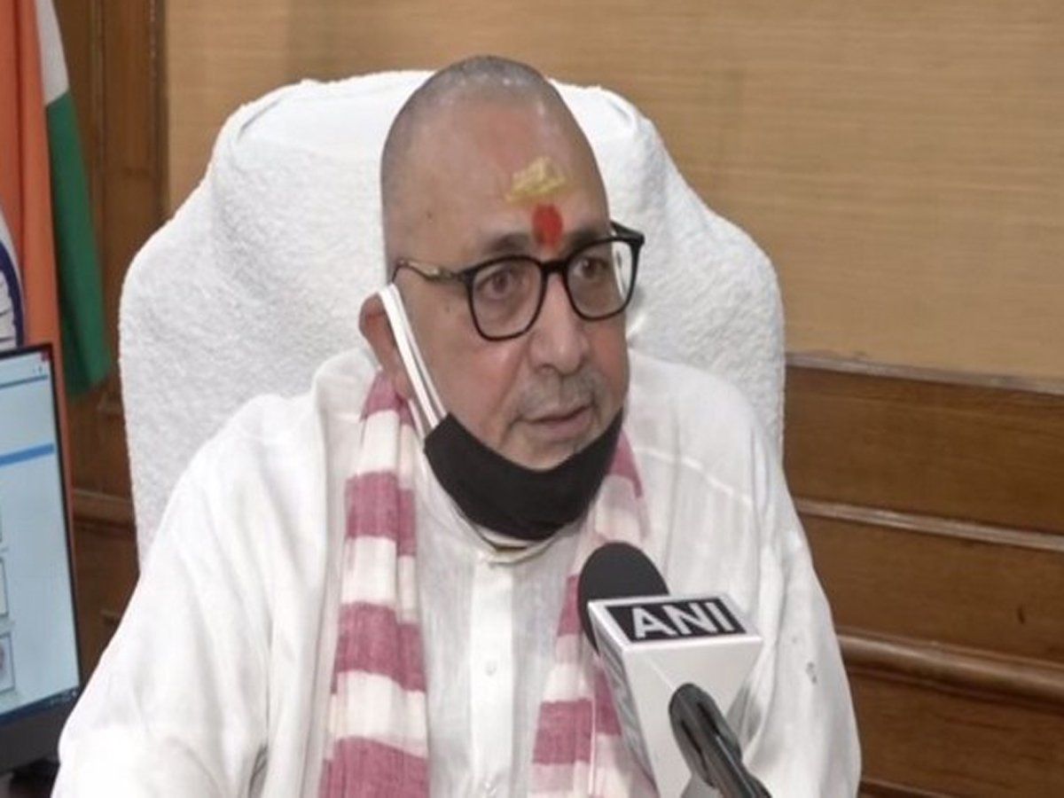 'मार्शल नहीं होते तो राज्यसभा के डिप्टी स्पीकर की हत्या हो सकती थी' गिरिराज का विपक्ष पर हमला