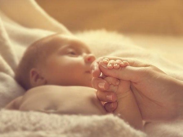 Pregnant nurse dies after infection after safe birth of newborn baby