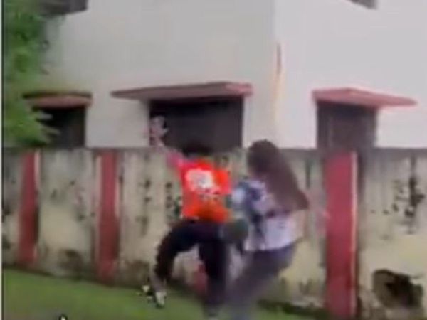 Dance Viral Video Girl kick to boy during dance watch funny video