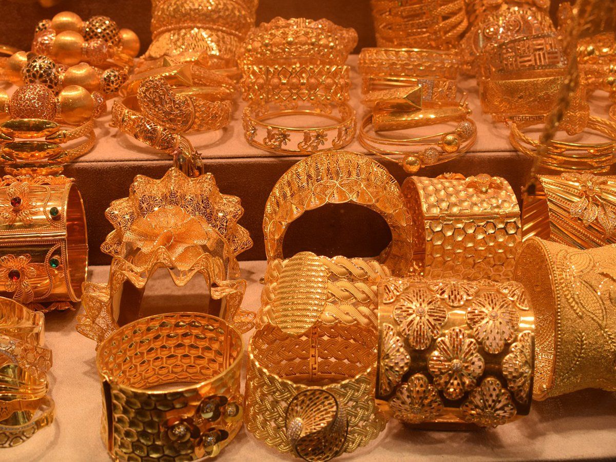 Gold price : 2011 के बाद पहली बार इतना महंगा हुआ सोना, भारत में नई उंचाई को छुआ