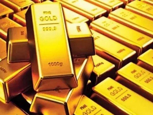 कोरोना संकट के बीच गोल्ड एक्सचेंज ट्रेडेड फंड में निवेश, सुरक्षित विकल्प की तलाश में निवेशक