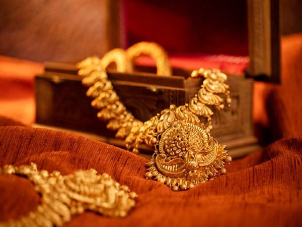why you should invest in gold and Which is the best way to invest in gold
