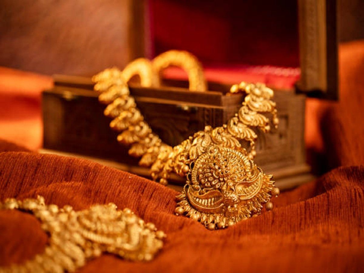 Gold-Silver Rate Today, 13 May 2022: इस हफ्ते 1500 रुपये सस्ता हो चुका है सोना, अब इतनी है कीमत