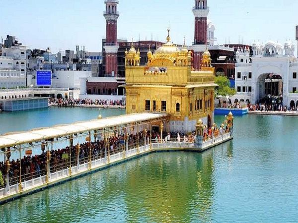 Establishment of Holy Guru Granth Sahib in Harmandir Sahib