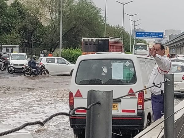  traffic jam in gurugram