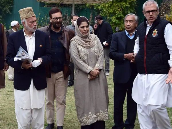 Gupkar alliance gets more than 100 seats, BJP single largest party in DDC election 