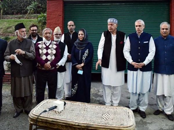 DDC poll : Gupkar alliance set to form 9 out of 10 Kashmir councils 