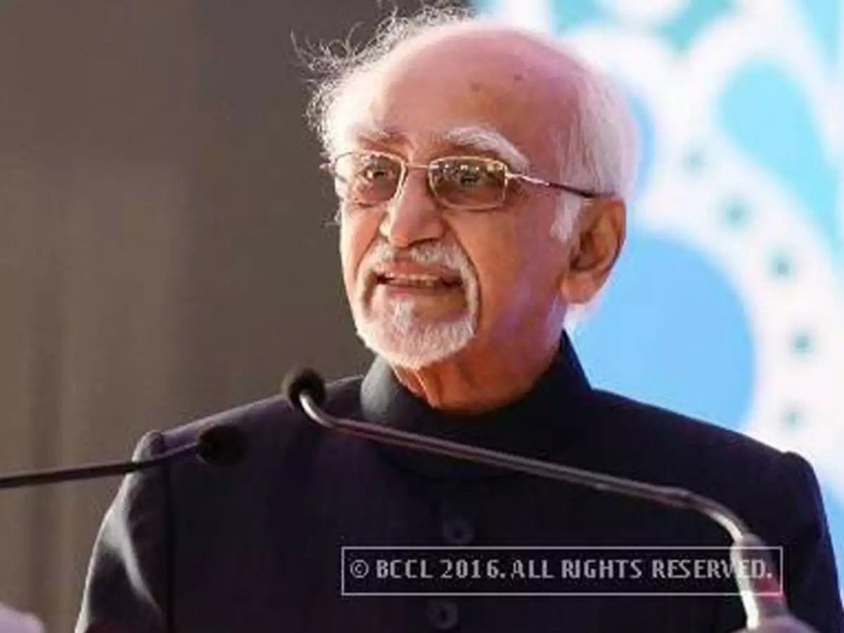 राष्ट्रवाद पूर्व उपराष्ट्रपति हामिद अंसारी को नहीं आ रहा रास ?