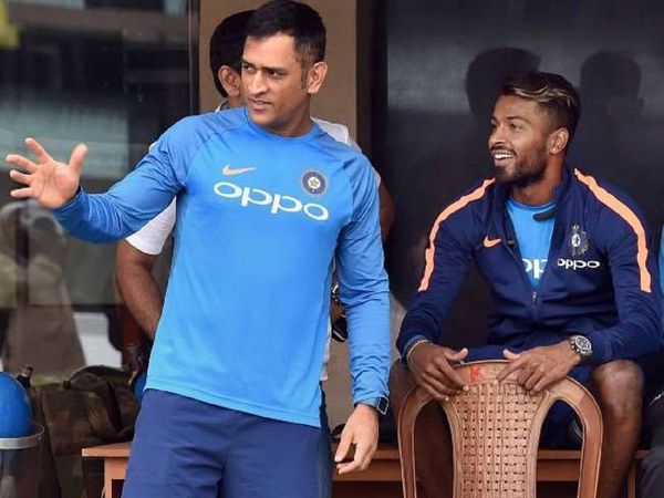 ms dhoni and hardik pandya
