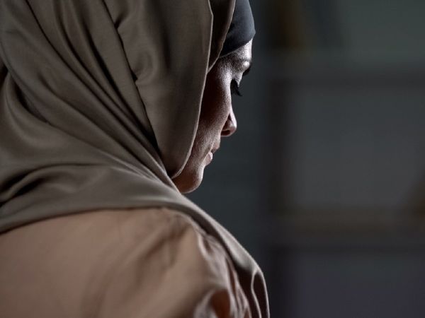 कहीं बैन तो कहीं लगता है जुर्माना, क्‍या आप जानते हैं चीन और दुनिया के देशों में क्‍या हैं हिजाब पर नियम?