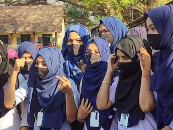 Karnataka Hijab row : 2 college students of Bangalore will give exam without wearing hijab