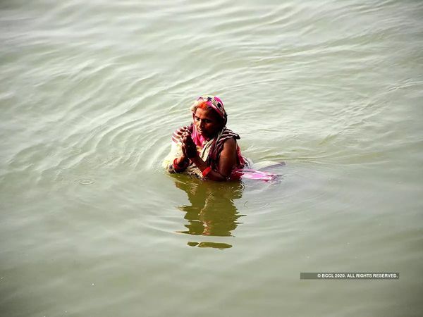 हरिद्वार में सोमवती अमावस्‍या पर नहीं कर सकेंगे पवित्र स्‍नान, उत्‍तराखंड ने सील किया बॉर्डर