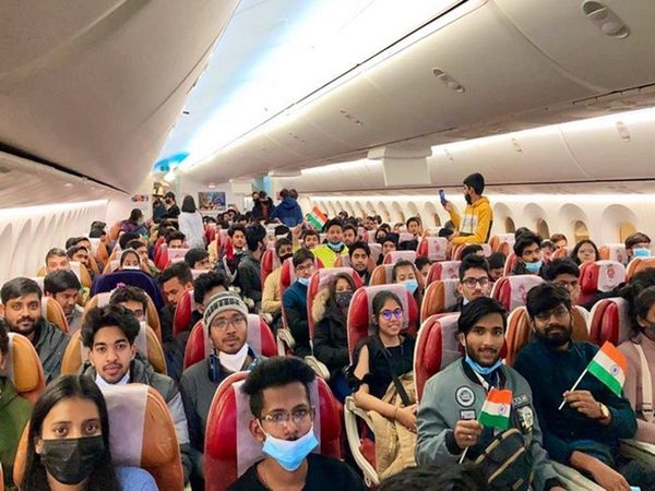 Ukraine-Russia crisis: Indian Embassy issued hotline number, said - contact Indians stranded in Romania