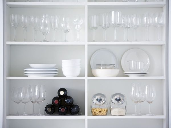 how to wash glass utensils, How to clean glass utensils, How to clean glass utensils at home, how to make glassware sparkle, how to make glass shine again, how to make cloudy glasses clear again, कांच के बर्तन कैसे साफ करें, कांच के बर्तन साफ करने के टिप्