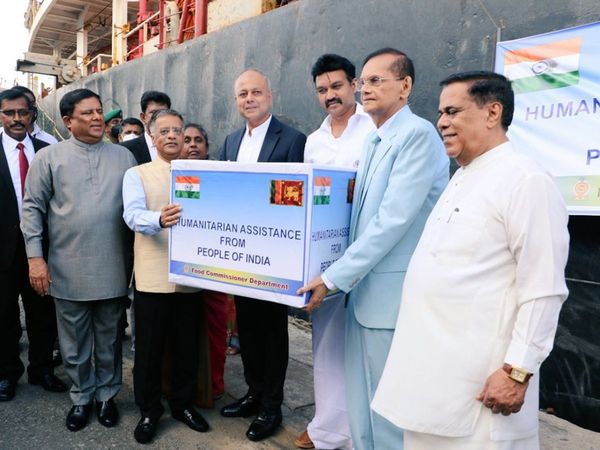 Big economic crisis in Sri Lanka, India became a helper, gave rice, milk and medicines worth Rs 2 billion