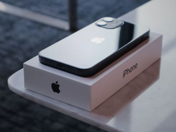 iPhone 12