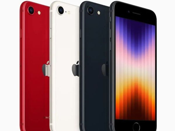 iPhone SE (2022)