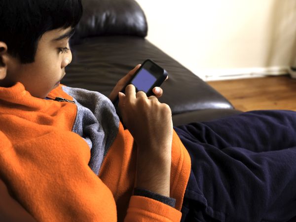 Hindi parenting tips for Raising confidence in kids