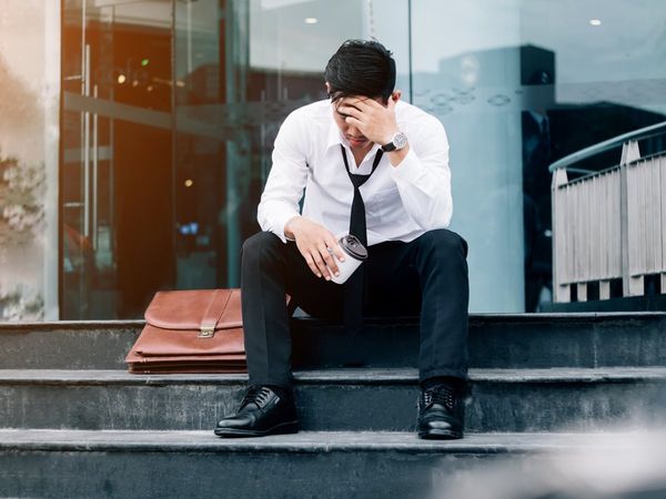 Corona second wave Effect, 1 crore people unemployed, income of 97% families decreased:CMIE