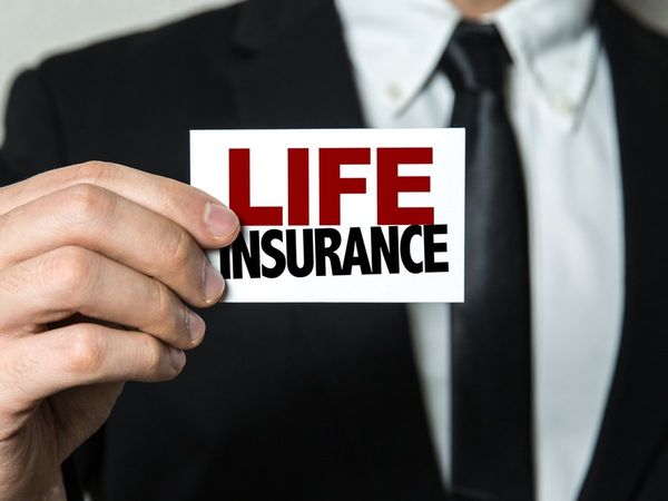 Bring Covid-19 vaccination certificate, then you will get term life insurance